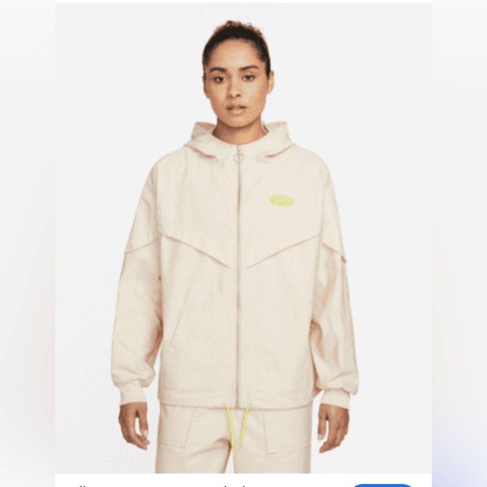 Nike women’s icon clash woven boyfriend jacket size large